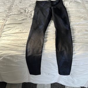 Lululemon WunderUnder 30” high rise legging